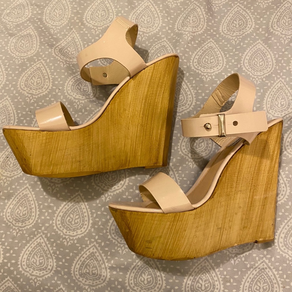 Steve Madden wedges